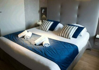 Lit-double-e1697722939317